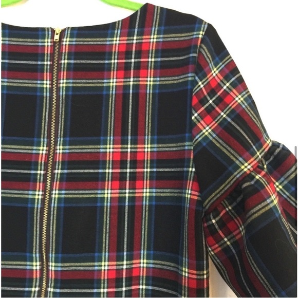 Vineyard Vines Festive Plaid Dress p2. - Picture 15 of 16